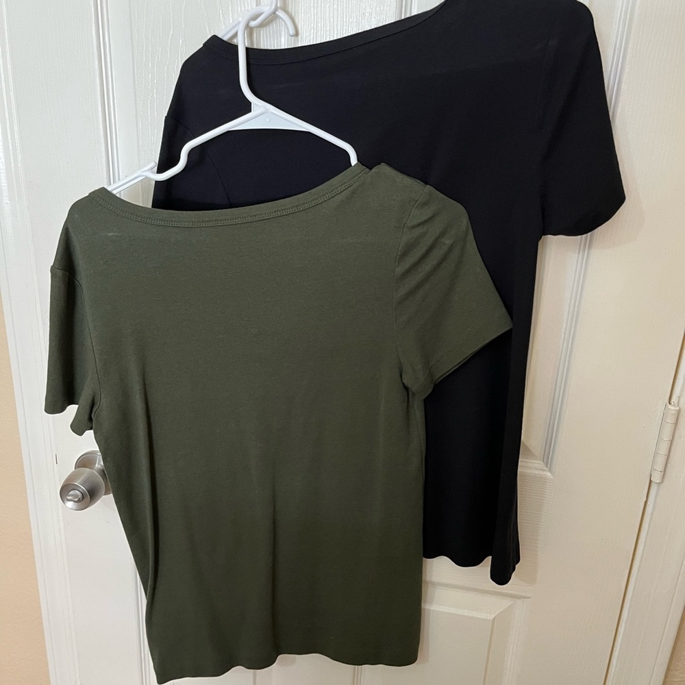 Basic Tees - 2 Pack - Picture 3 of 3
